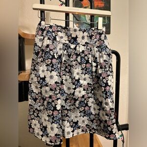 NWT Ann Taylor Unique Floral Print Skirt